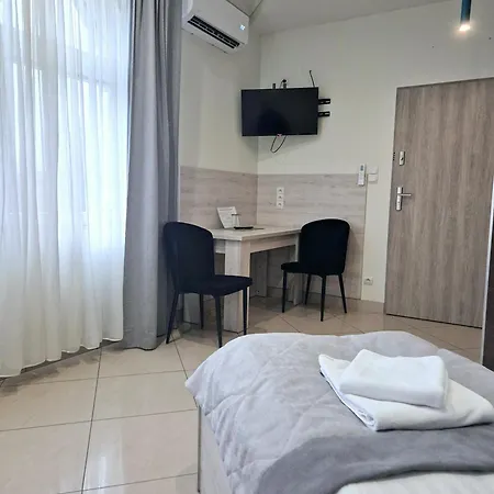 Fakir Мини-отель Tapkowice