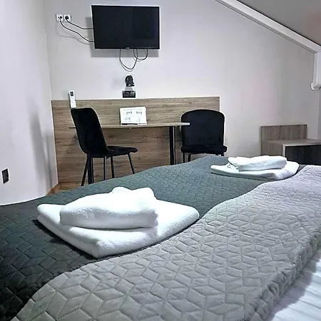 Inn Fakir